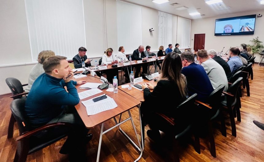 Представители СМИ обсудили в Общественной палате Санкт-Петербурга нововведения в законе о рекламе Представители СМИ обсудили в Общественной палате Санкт-Петербурга нововведения в законе о рекламе