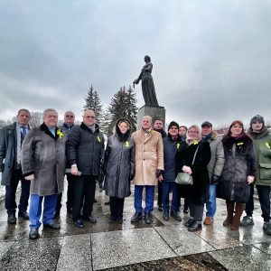 Члены Общественной палаты Санкт-Петербурга почтили память погибших ленинградцев