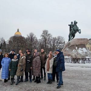 Общественная палата Санкт-Петербурга организовала экскурсионную программу для журналистов и блогеров из новых регионов страны