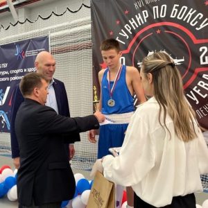 В шестнадцатый раз состоялся Открытый турнир по боксу среди юношей на призы чемпиона мира в супертяжелом весе Николая Валуева