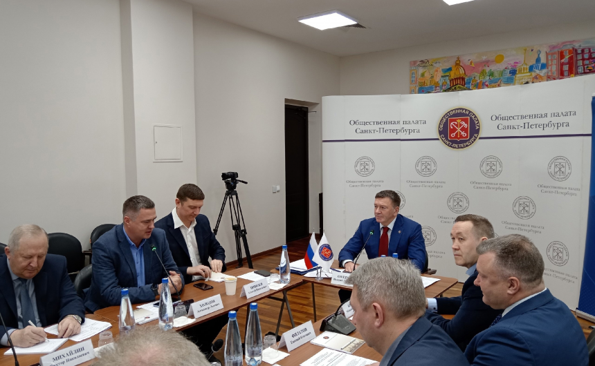 В Общественной палате Санкт-Петербурга обсудили проблему нехватки гаражей и парковочных мест для хранения машин