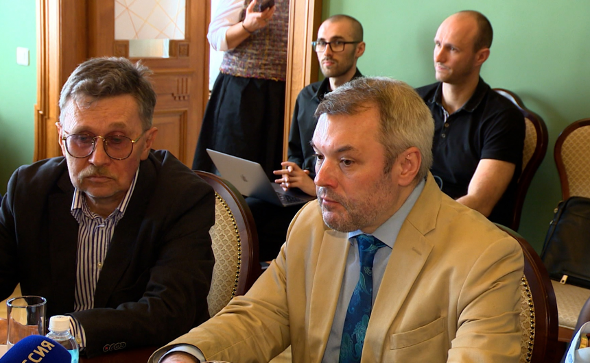 Дмитрий Солонников принял участие в заседании экспертного круглого стола в рамках работы Экспертного клуба Дмитрий Солонников принял участие в заседании экспертного круглого стола в рамках работы Экспертного клуба