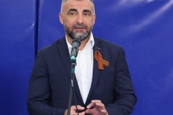 Константин Тхостов поддержал идею присваивать школам имена героев СВО