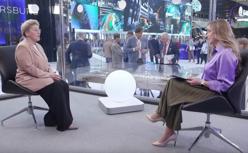 Екатерина Артюшкина: «На полях форума мы говорили о креативной индустрии»