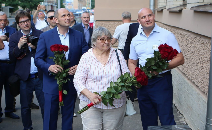 В Петербурге появилась мемориальная доска в память о заслуженном тренере Анатолии Рахлине