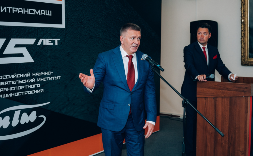 Валерий Солдунов и Алексей Матвеев поздравили легендарный танковый НИИ с юбилеем Валерий Солдунов и Алексей Матвеев поздравили легендарный танковый НИИ с юбилеем