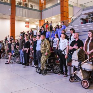 Люди с неограниченными возможностями: «парни из стали» встретились с паралимпиейцем Алексеем Талаем