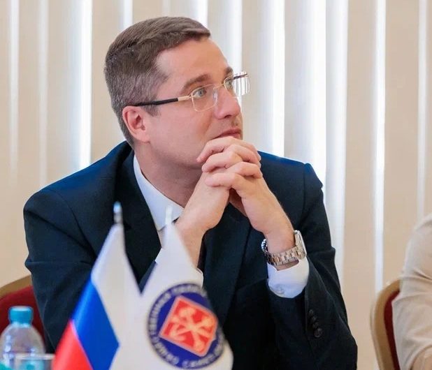 Поздравляем с днем рождения члена Общественной палаты Санкт-Петербурга Глеба Валентиновича Кондратьева Поздравляем с днем рождения члена Общественной палаты Санкт-Петербурга Глеба Валентиновича Кондратьева