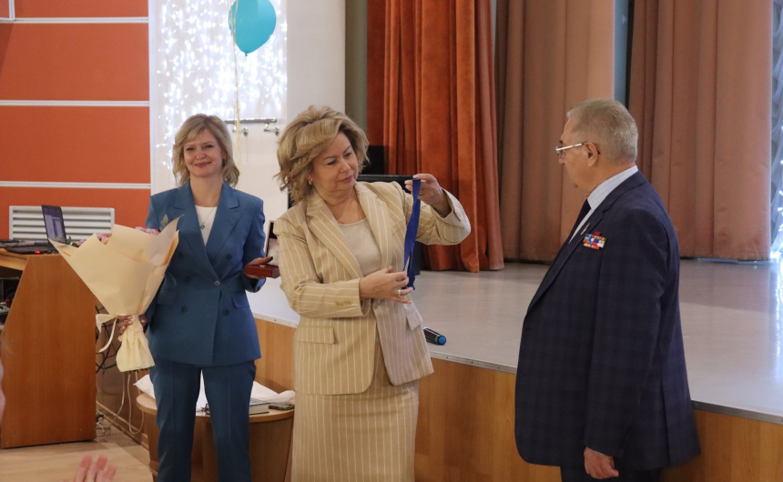 Валерий Асикритов награжден почетным знаком «За заслуги перед Санкт Петербургом» Валерий Асикритов награжден почетным знаком «За заслуги перед Санкт Петербургом»