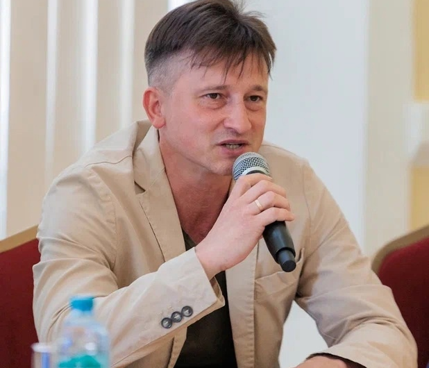 Сегодня свой день рождения празднует Дмитрий Викторович Ченцов Сегодня свой день рождения празднует Дмитрий Викторович Ченцов