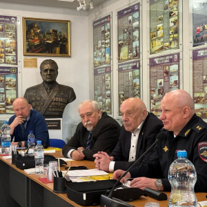 На базе Научно-производственного объединения специальных материалов прошло заседание Общественного совета при Управлении на транспорте МВД России по СЗФО