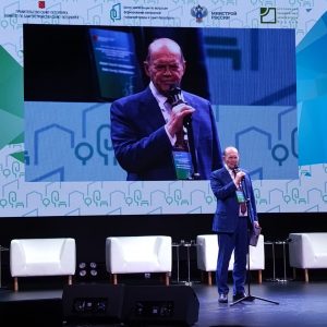 Заместитель председателя Общественной палаты Санкт-Петербурга Георгий Абелев выступил на Международной конференции по Формированию комфортной городской среды «От центра в районы: локальная идентичность города»