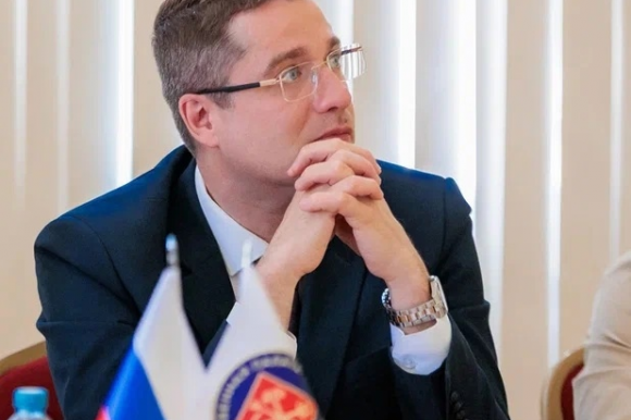 Поздравляем с днем рождения члена Общественной палаты Санкт-Петербурга Глеба Валентиновича Кондратьева