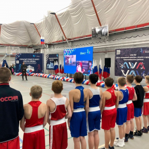 Валерий Солдунов поздравил юных участников турнира по боксу «Невские звёзды»