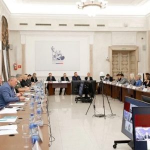 Заместитель председателя Общественной палаты Санкт-Петербурга, председатель Общественного совета при Санкт-Петербургском УФАС России Георгий Абелев награжден медалью Федеральной антимонопольной службы «За защиту конкуренции».