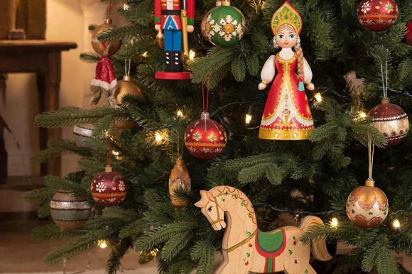 Поздравляем с наступающим Новым годом!