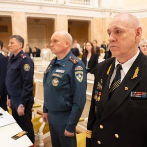 Член Общественной палаты Санкт-Петербурга, директор Морской технической академии имени адмирала Д.Н. Сенявина Виктор Никитин принял участие в совещании по развитию кадетского образования в Петербурге