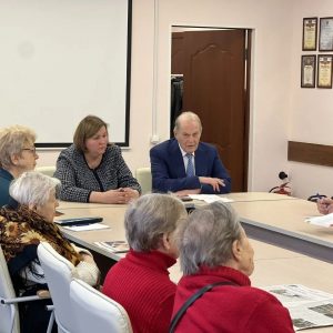 Георгий Абелев принял участие в заседании муниципального совета МО Малая Охта Георгий Абелев принял участие в заседании муниципального совета МО Малая Охта