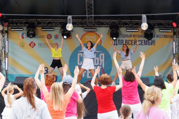 Петербургским НКО выделят субсидии на социально важные проекты для молодежи