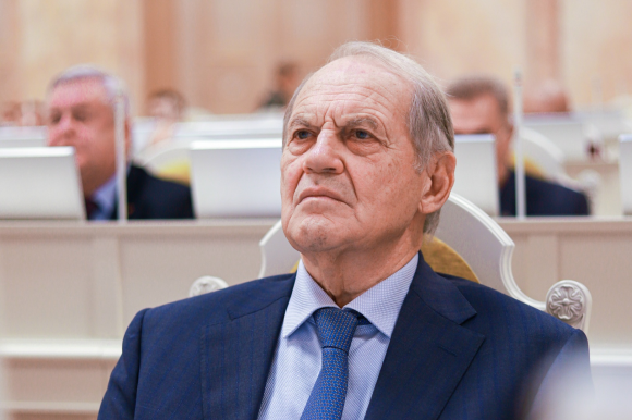 Георгий Абелев: Мегапроекты развивают Петербург комплексно