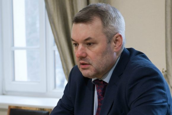 Дмитрий Солонников получил специальный приз Законодательного собрания Санкт-Петербурга на премии «Золотое перо Санкт-Петербурга» Дмитрий Солонников получил специальный приз Законодательного собрания Санкт-Петербурга на премии «Золотое перо Санкт-Петербурга»